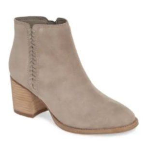 Blondo Nina Waterproof Suede Boot - Size 8